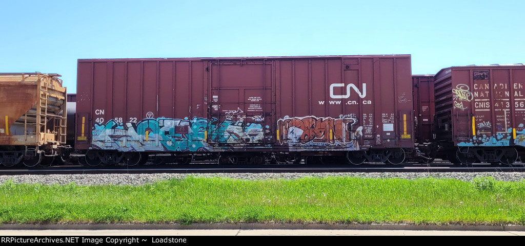 CN 405822